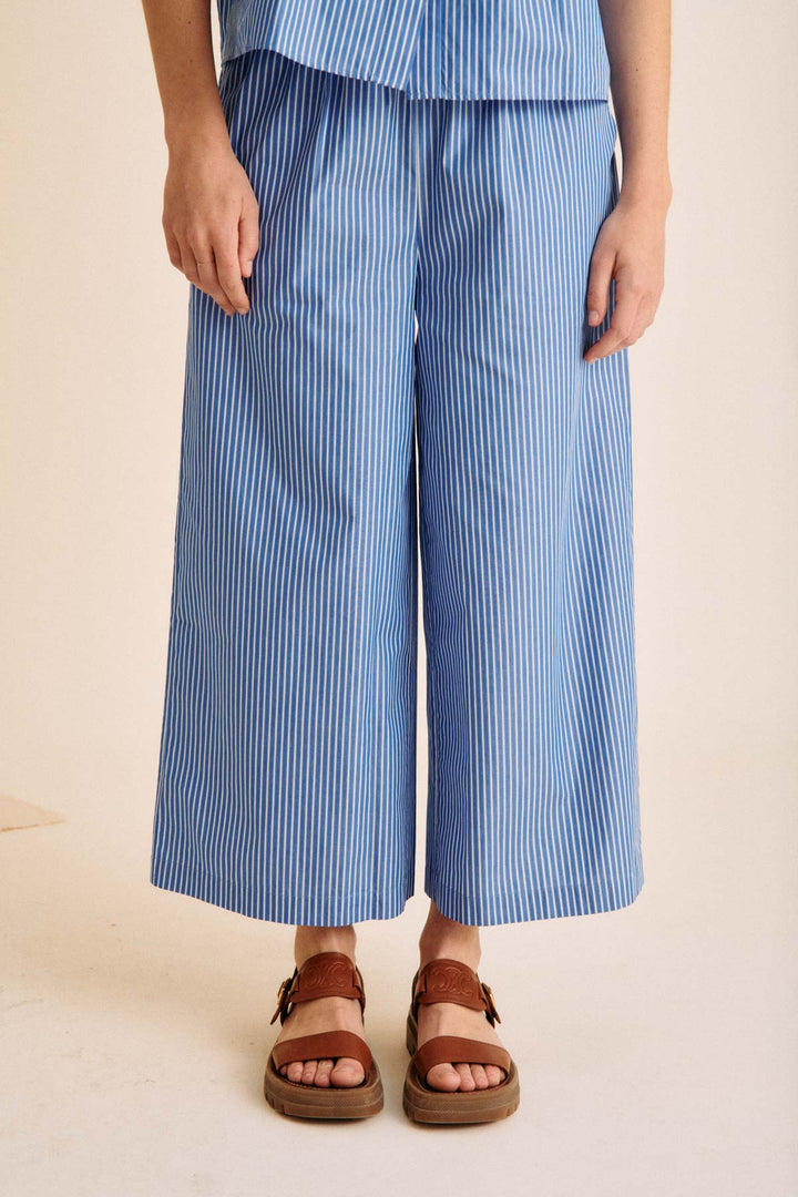 Pantalon Romane rayures bleues 1